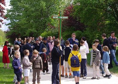 2010.05.01_Chartres_mini-pele_b.JPG